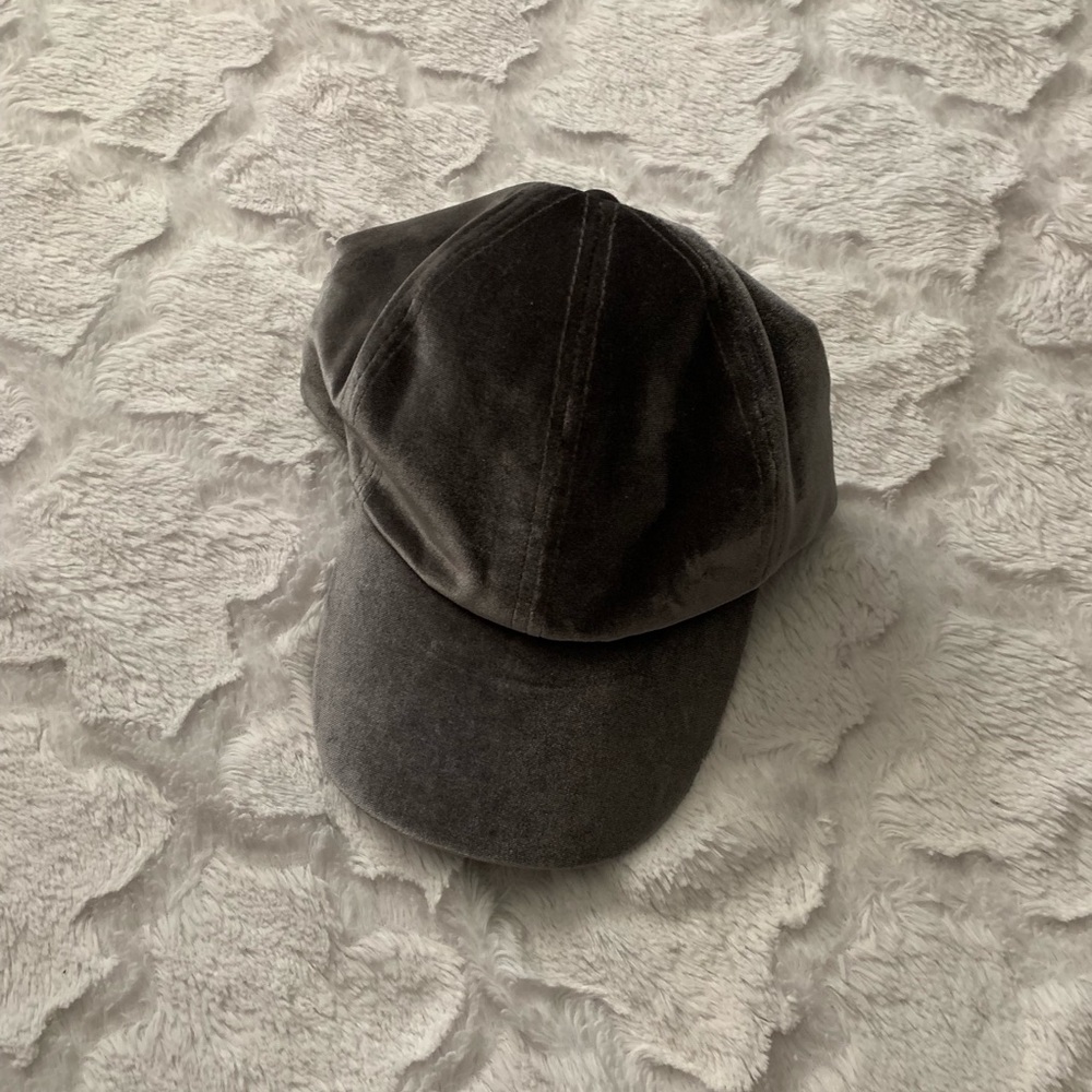 🌟3 for $20🌟Gray Velvet Hat